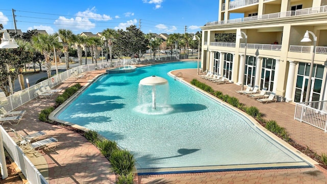 view of swimming pool