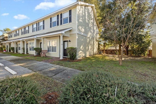 view of front of house with a front yard