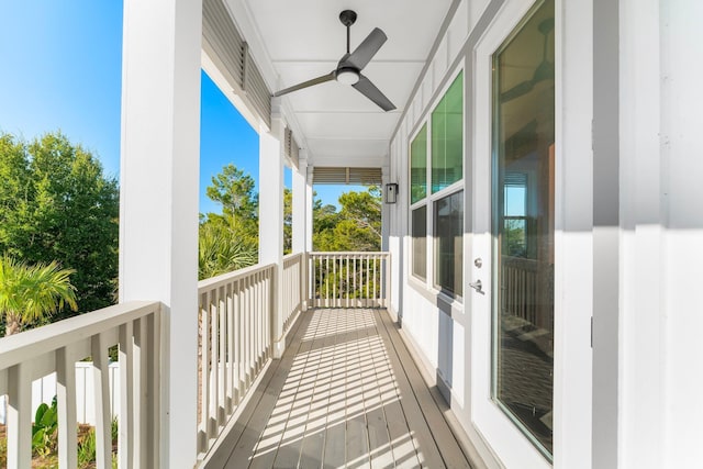 balcony featuring ceiling fan