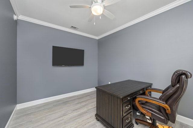 office space with light hardwood / wood-style flooring, ornamental molding, and ceiling fan