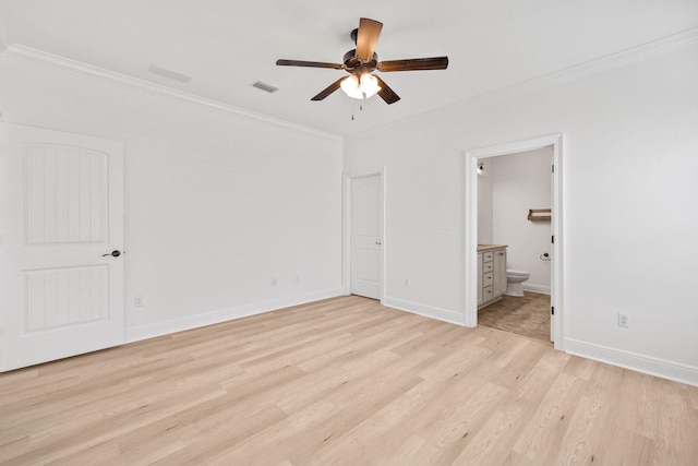 258 Tropical Breeze Dr, Santa Rosa Beach, FL 32459 - unfurnished bedroom featuring light wood-style flooring, crown molding, ensuite bath, and ceiling fan