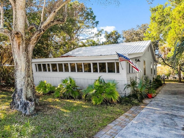 view of side of property