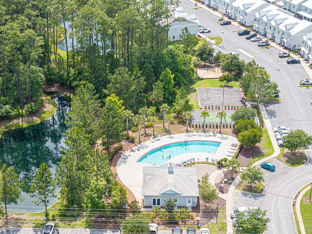 182 N Sand Palm Rd, Freeport, FL 32439 - aerial view of a pool area