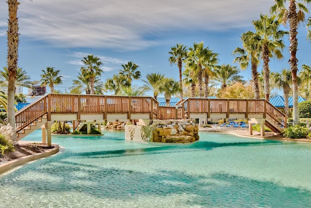 view of swimming pool