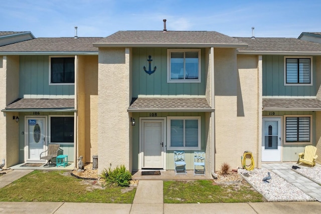 view of townhome / multi-family property