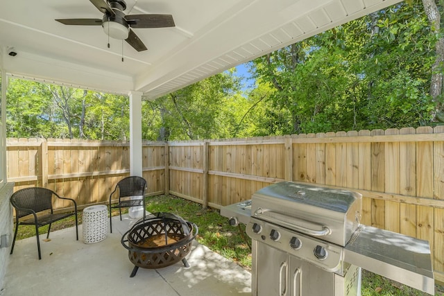 view of patio / terrace featuring ceiling fan