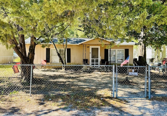 view of front of house