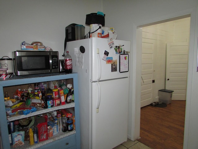 64 W Live Oak Ave, Defuniak Springs, FL 32435 - photo 2