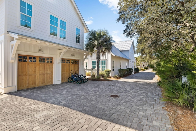 view of front of house with a garage