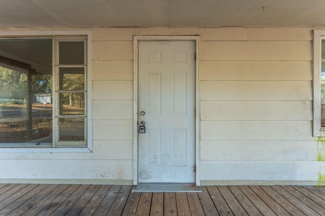 view of doorway to property