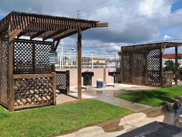 view of yard with a pergola