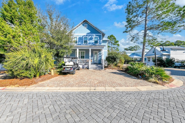 view of front of property featuring a porch