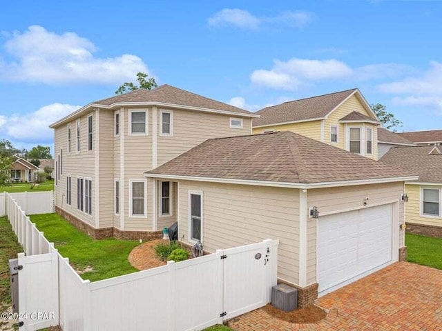 view of front of house featuring a garage