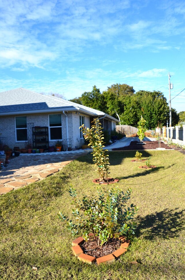 501 Benning Dr, Destin, FL 32541 - view of yard