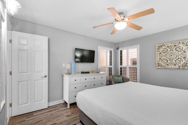 bedroom featuring ceiling fan