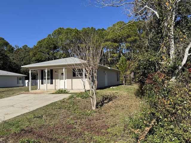 view of front of property with a porch