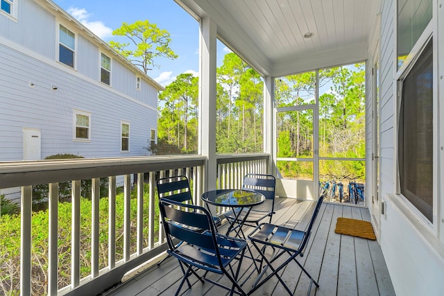 view of sunroom / solarium