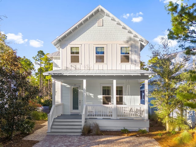 view of front of property with a porch