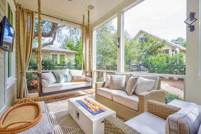 sunroom with a healthy amount of sunlight