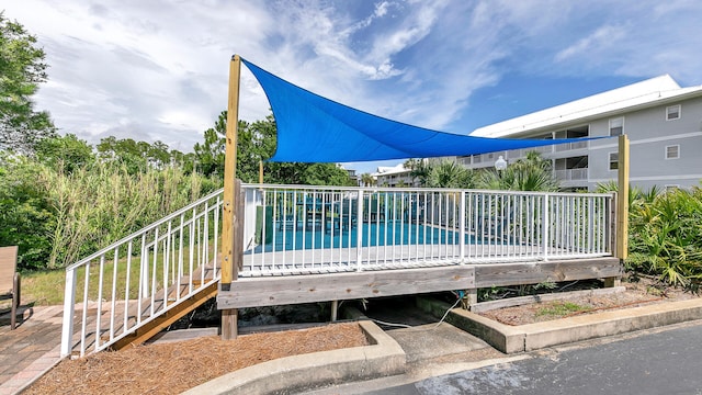 view of swimming pool