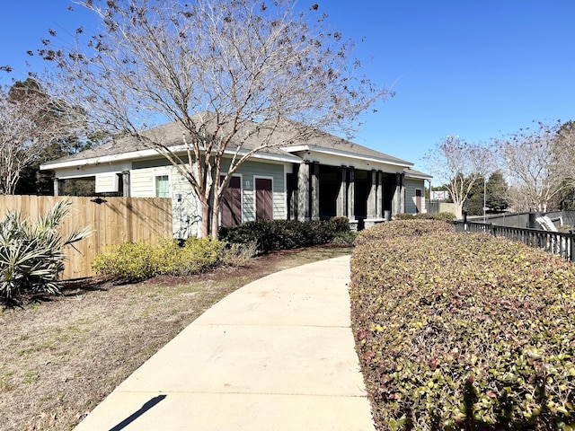 view of front of property