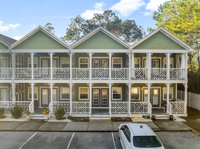 view of front of home featuring covered porch