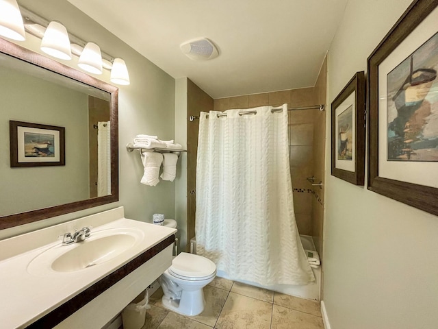 full bathroom featuring shower / bathtub combination with curtain, tile patterned flooring, sink, and toilet