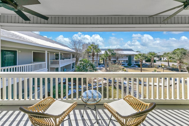 balcony featuring ceiling fan