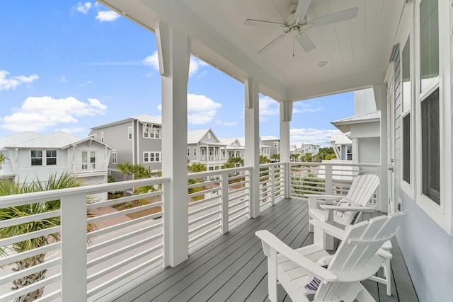 deck with ceiling fan