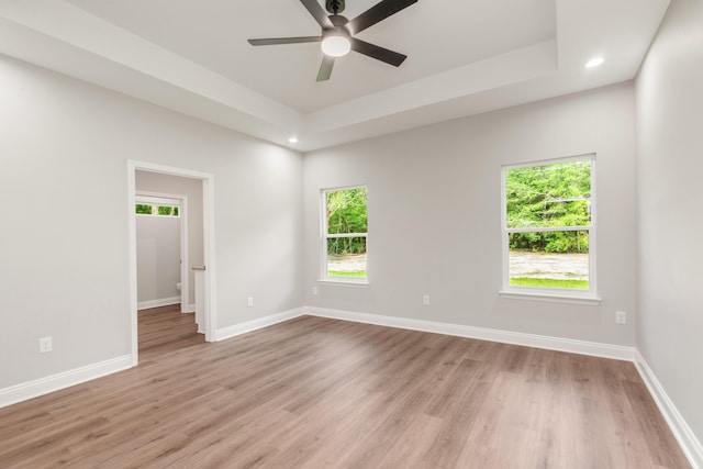 5848 Phillip Rd, Crestview, FL 32539 - spare room with healthy amount of natural light, ceiling fan, recessed lighting, and light wood finished floors