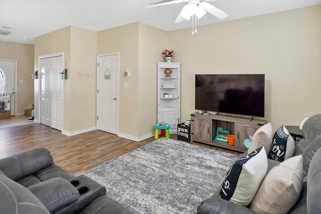 762 Shady St, Fort Walton Beach, FL 32547 - living room with hardwood / wood-style flooring and ceiling fan