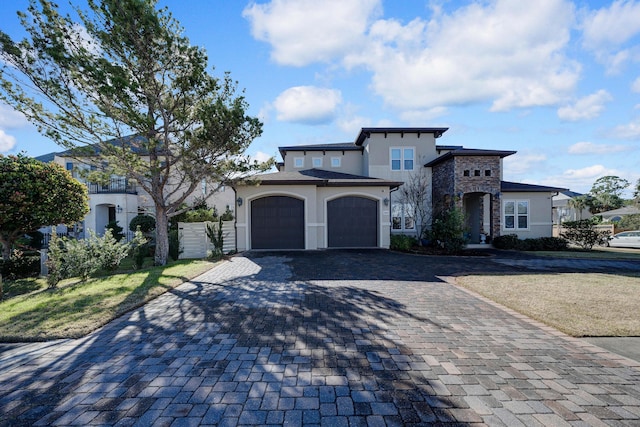 view of front of home with a front lawn