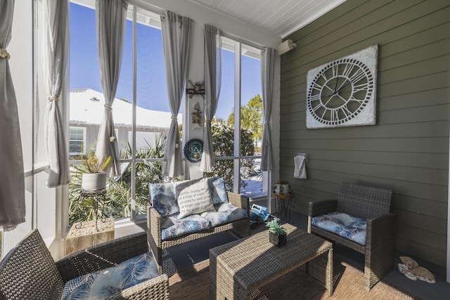 view of sunroom / solarium