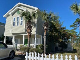 view of front of property with a porch