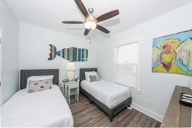 3986 W County Highway 30a Unit 231, Santa Rosa Beach, FL 32459 - bedroom with ceiling fan, baseboards, and wood finished floors
