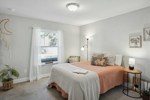 bedroom featuring carpet floors