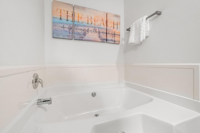 bathroom featuring a bathtub