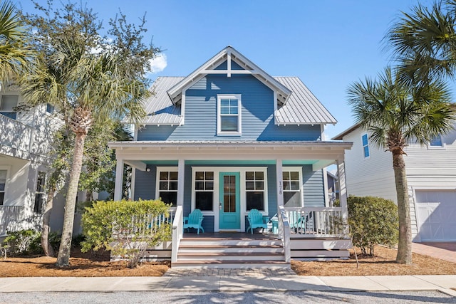 view of front facade with covered porch