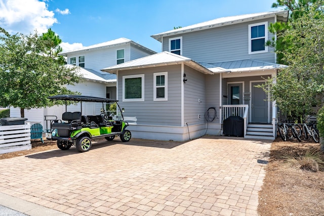 view of front of house