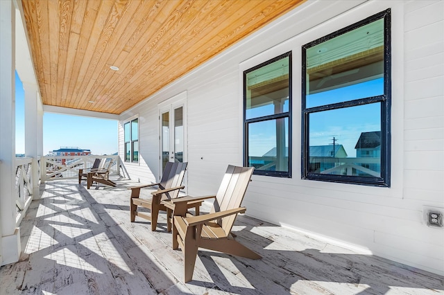 view of patio / terrace with covered porch