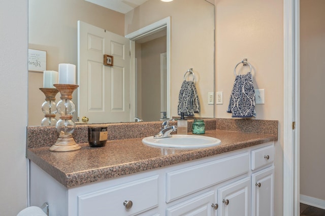 bathroom with vanity