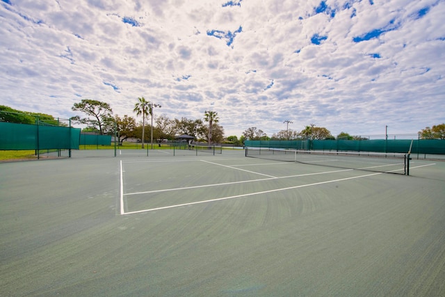6568 Castlewood St, Navarre, FL 32566 - view of tennis court