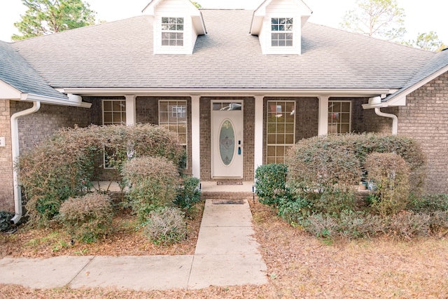 view of front of property featuring a porch