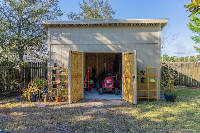 view of outbuilding