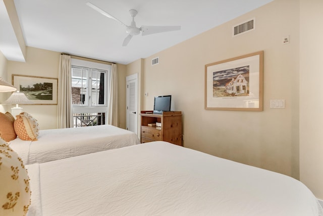 bedroom featuring ceiling fan