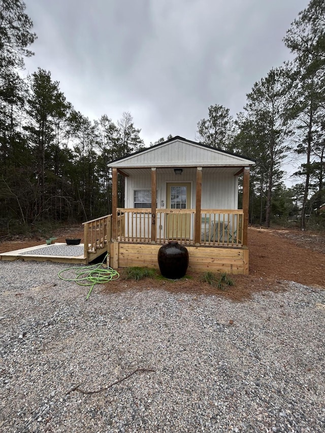 view of front of property