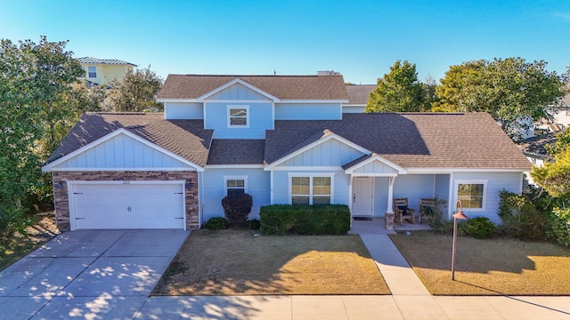 view of front of house with a garage