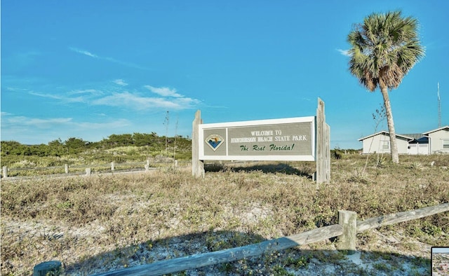 view of property's community with a rural view