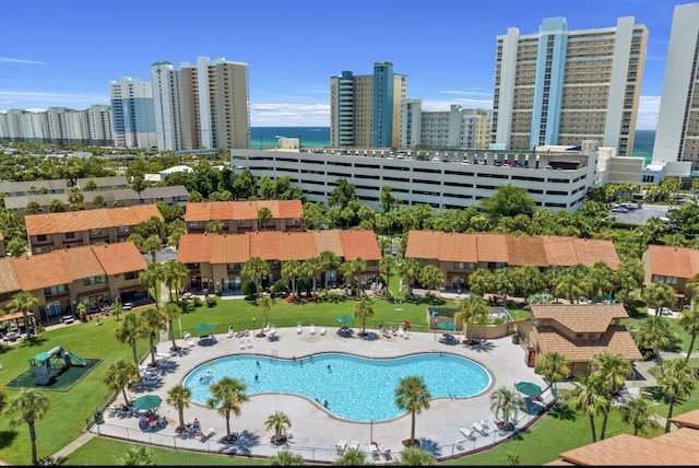 bird's eye view featuring a water view