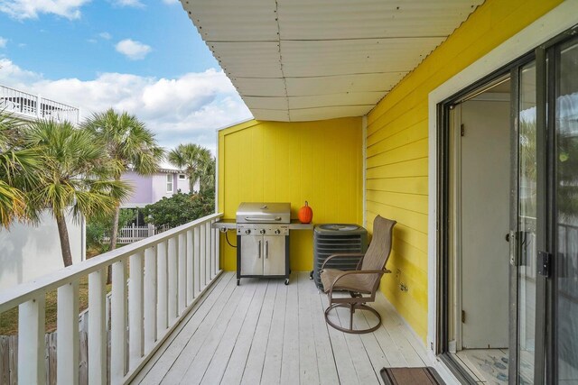 8468 Gulf Blvd # Ut-4, Navarre, FL 32566 - balcony featuring area for grilling
